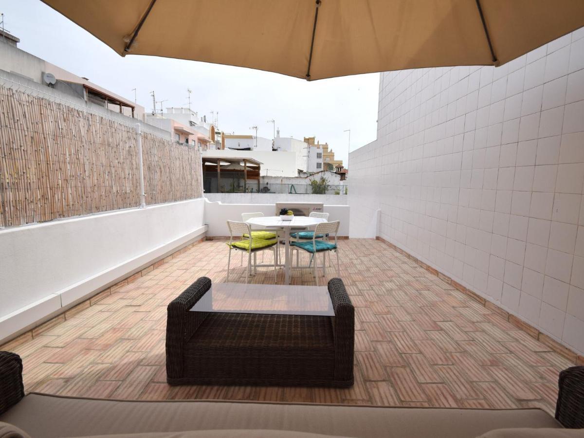 Modern Holiday Home In Olh O With Terrace Olhão Exteriör bild